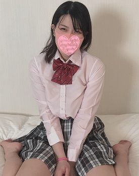 20歳現役寫真偶像I罩杯美女的學生妹按摩秘密打工