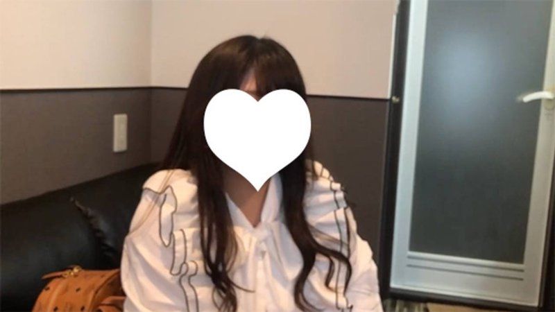 【完全新作！・先着50名1000円オフ】ゆに18歳・顔射・生。ニコニコ黒髪ぽっちゃりちゃんが全て言いなり。マスクを外してアナルの中までディープに舐めさせる（072）
