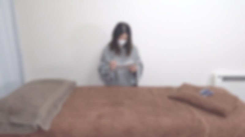 【無/生中出】一位非常漂亮且有氣質的女性來店了。她是一位工作之餘還在照顧孩子的美麗單親媽咪，真是太棒了。